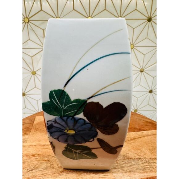 Vintage Japanese Otagiri-Style Ceramic Vase | Floral & Butterfly Design - Picture 5 of 7